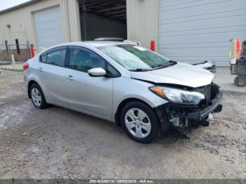  Salvage Kia Forte