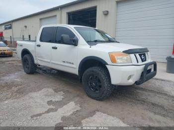  Salvage Nissan Titan