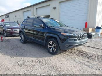  Salvage Jeep Cherokee