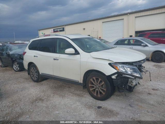  Salvage Nissan Pathfinder