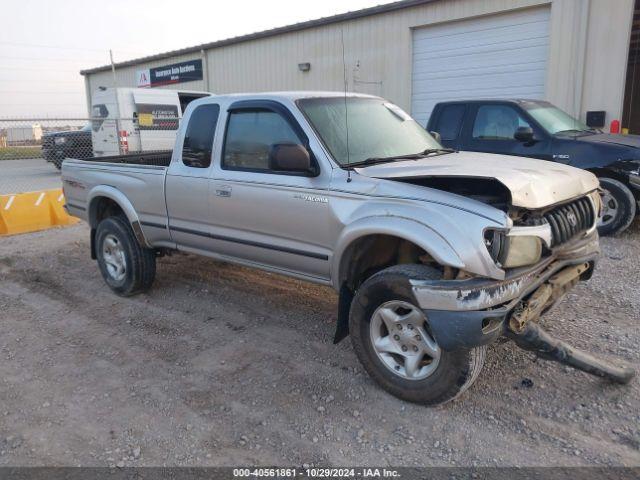  Salvage Toyota Tacoma