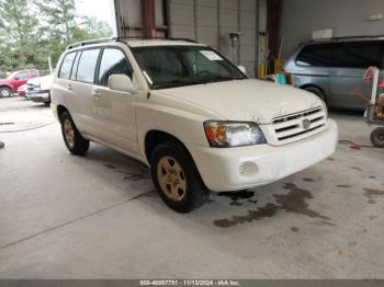  Salvage Toyota Highlander