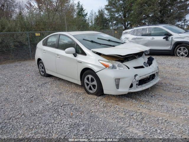  Salvage Toyota Prius