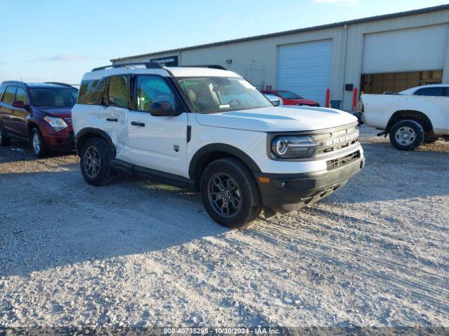  Salvage Ford Bronco