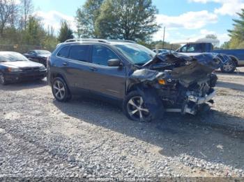  Salvage Jeep Cherokee