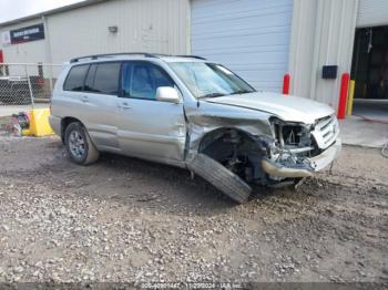  Salvage Toyota Highlander