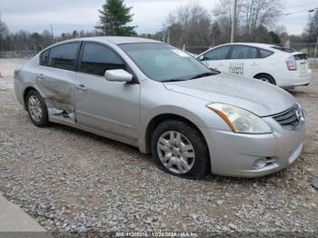  Salvage Nissan Altima