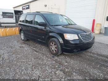  Salvage Chrysler Town & Country