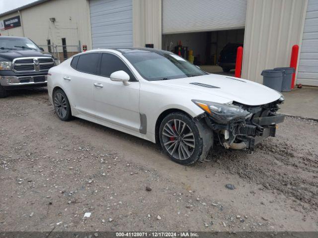  Salvage Kia Stinger