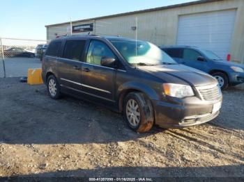  Salvage Chrysler Town & Country