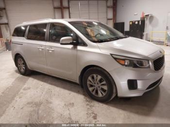  Salvage Kia Sedona