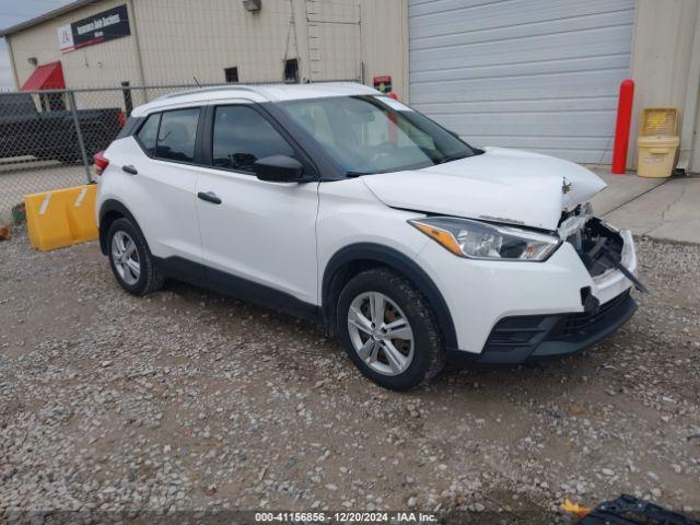  Salvage Nissan Kicks