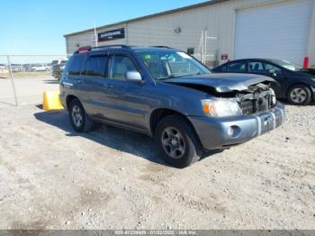  Salvage Toyota Highlander