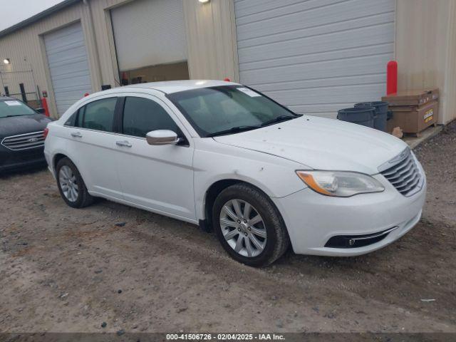  Salvage Chrysler 200