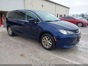  Salvage Chrysler Pacifica