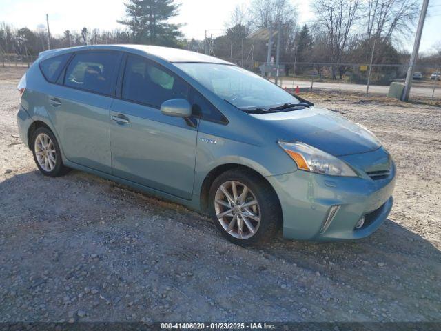  Salvage Toyota Prius v