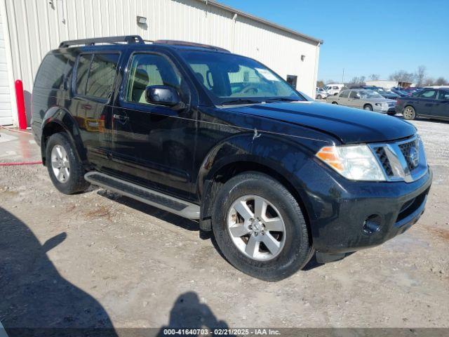  Salvage Nissan Pathfinder