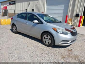  Salvage Kia Forte