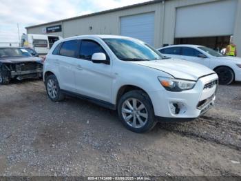  Salvage Mitsubishi Outlander