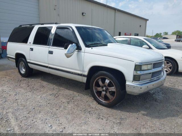  Salvage Chevrolet Suburban 1500