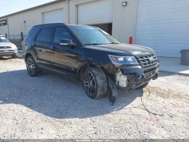  Salvage Ford Explorer