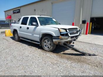 Salvage Chevrolet Avalanche 1500