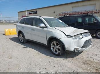  Salvage Mitsubishi Outlander