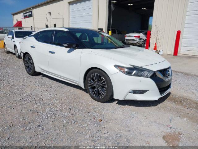  Salvage Nissan Maxima
