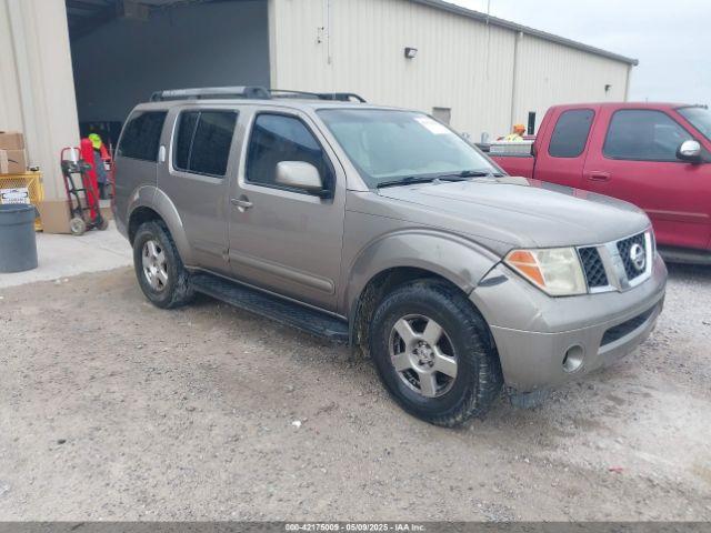  Salvage Nissan Pathfinder