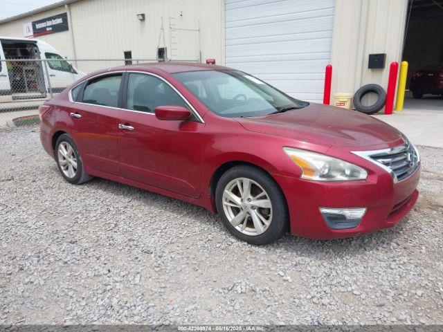  Salvage Nissan Altima