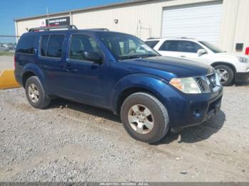  Salvage Nissan Pathfinder