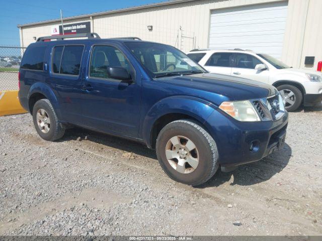  Salvage Nissan Pathfinder