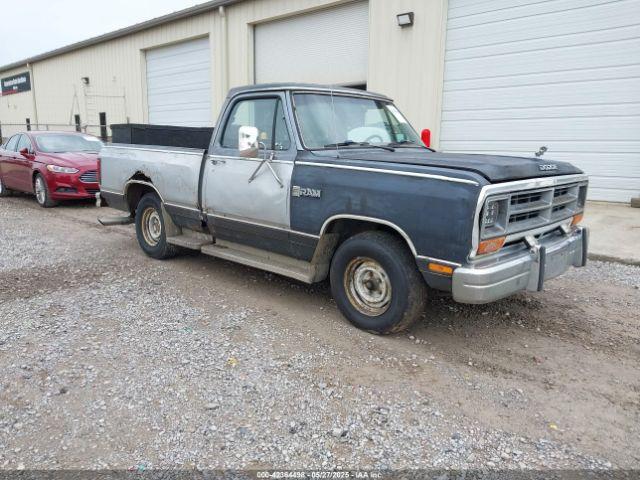  Salvage Dodge D-series
