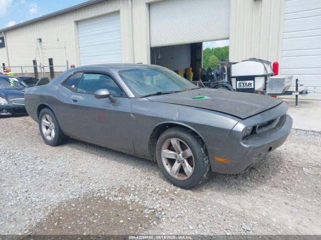  Salvage Dodge Challenger