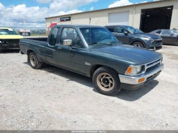  Salvage Toyota Pickup
