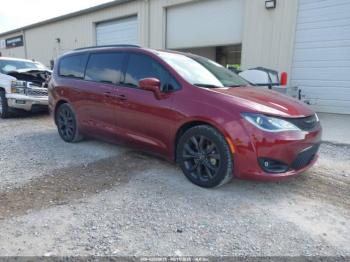  Salvage Chrysler Pacifica