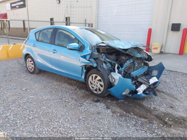  Salvage Toyota Prius c