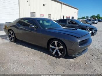  Salvage Dodge Challenger