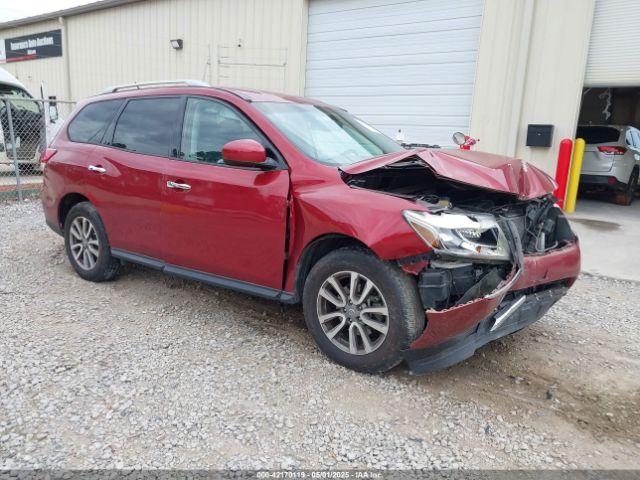  Salvage Nissan Pathfinder
