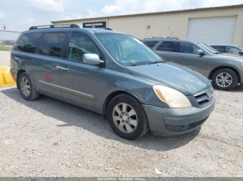  Salvage Hyundai Entourage