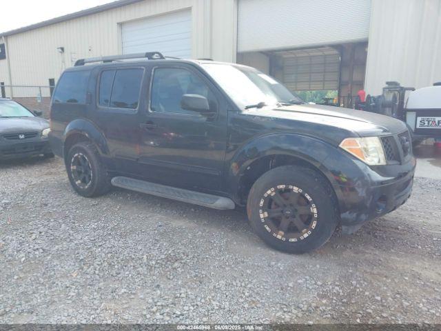  Salvage Nissan Pathfinder