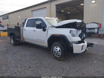  Salvage General Motors Sierra 3500HD
