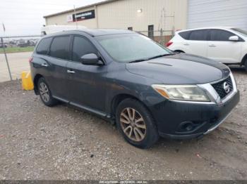  Salvage Nissan Pathfinder