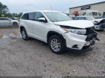  Salvage Toyota Highlander