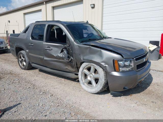  Salvage Chevrolet Avalanche 1500