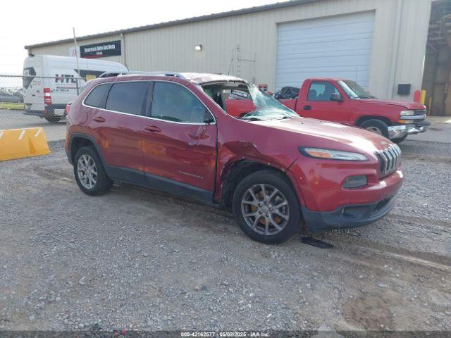  Salvage Jeep Cherokee
