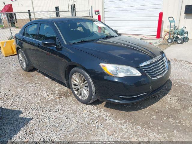  Salvage Chrysler 200