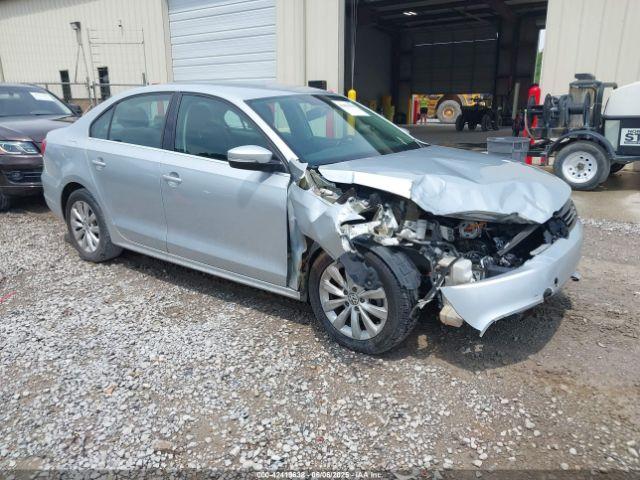  Salvage Volkswagen Jetta