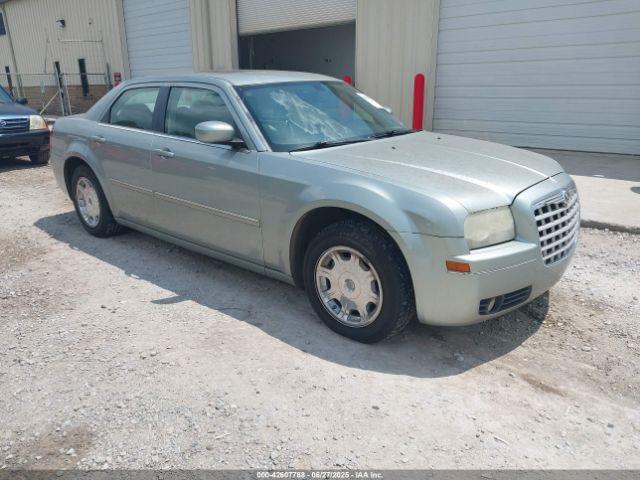  Salvage Chrysler 300