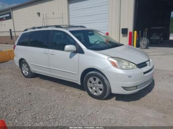  Salvage Toyota Sienna
